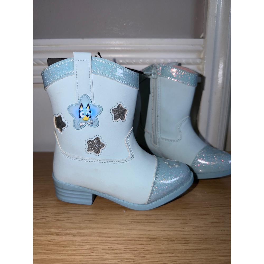 Girl western boots bluey size 9
